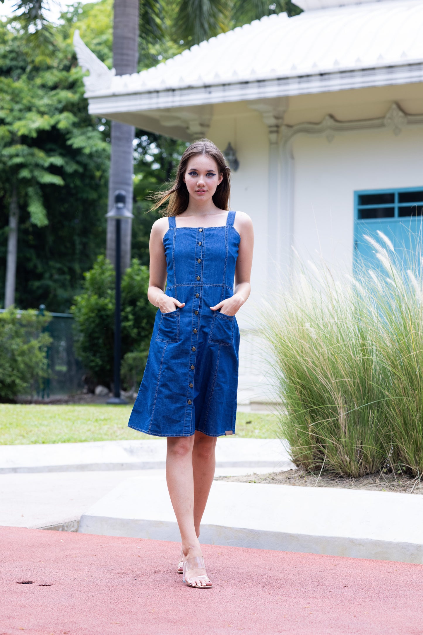 Classic Chic Sleeveless Denim Dress